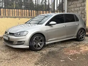 Volkswagen Golf 2017 Gray