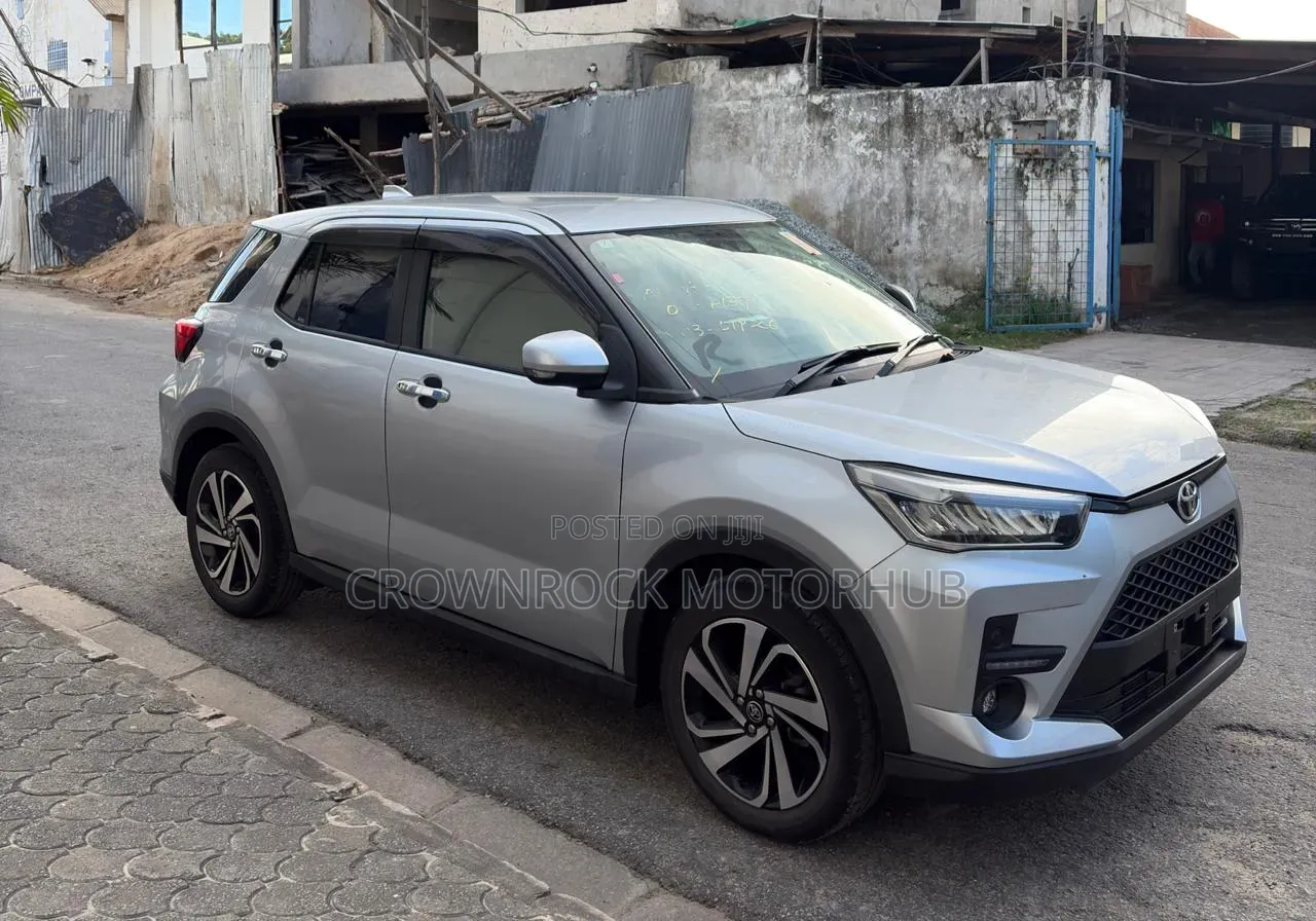 Toyota Raize 2020 Silver