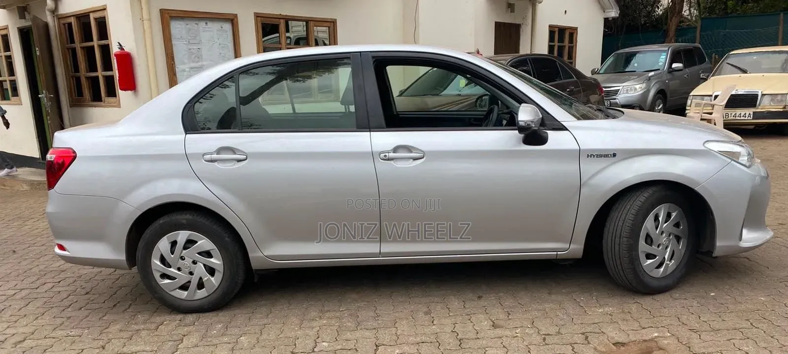 Toyota Axio 2019 Silver