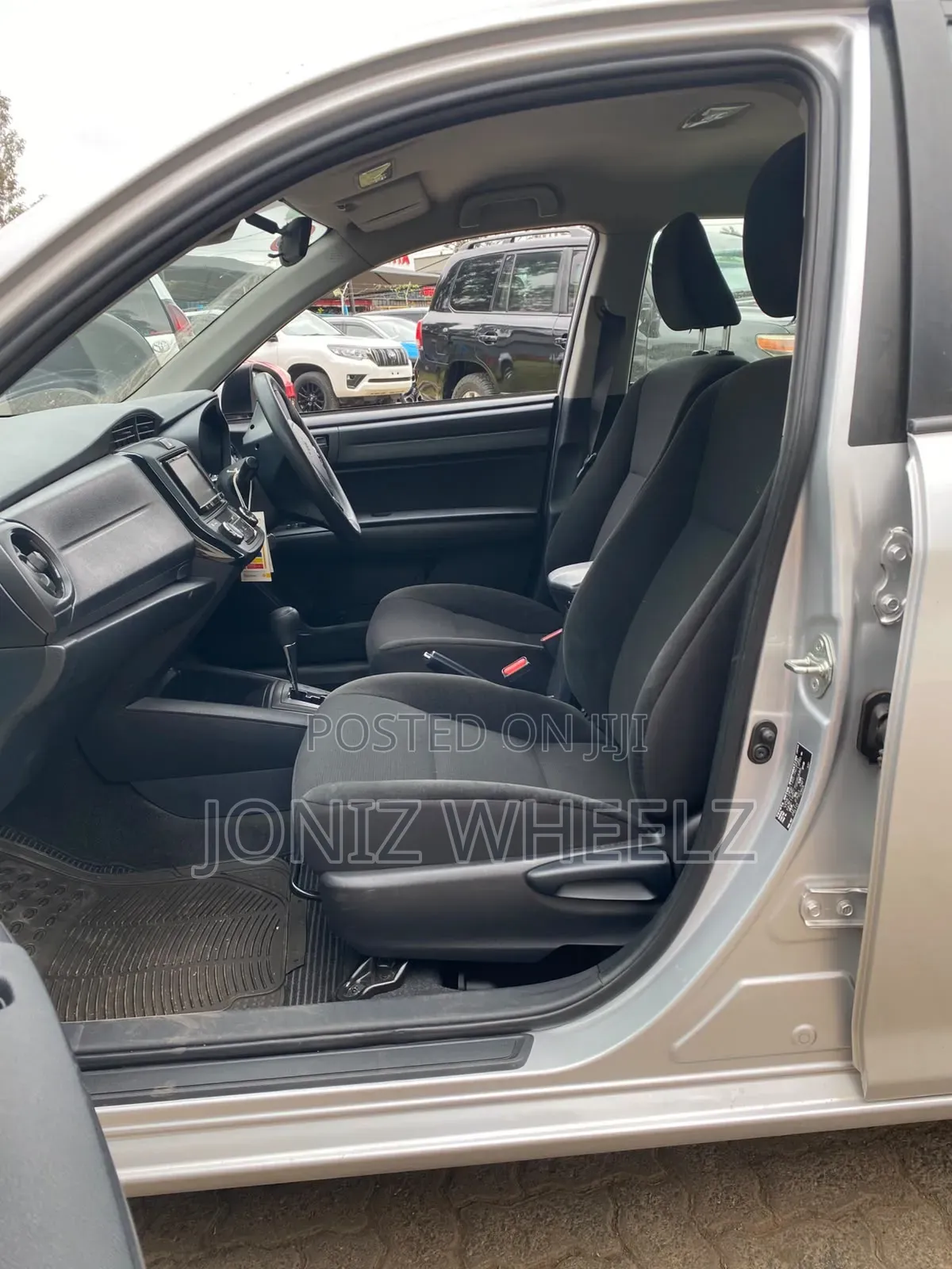 Toyota Axio 2019 Silver