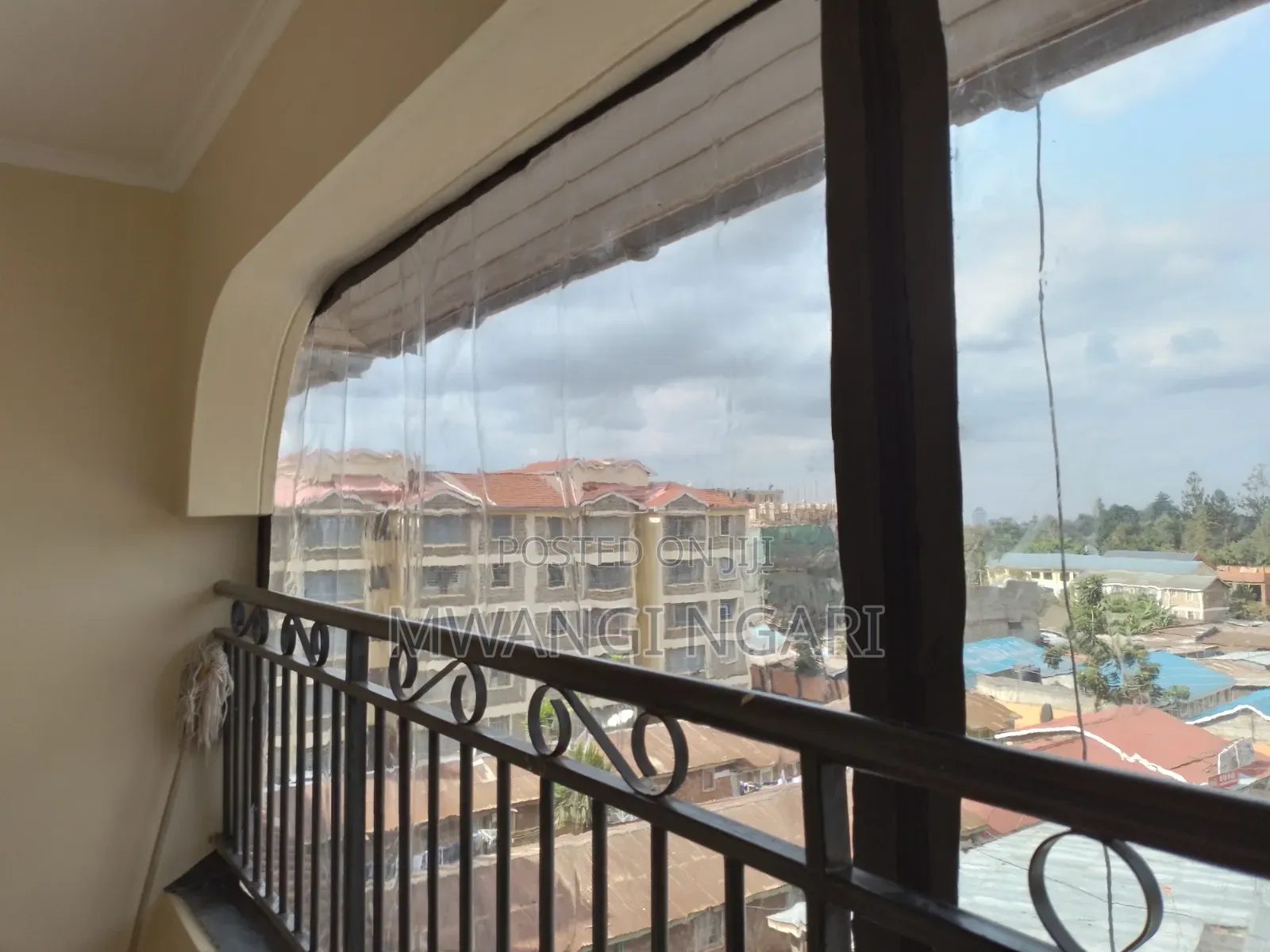 Wind Breaker Balcony Covers