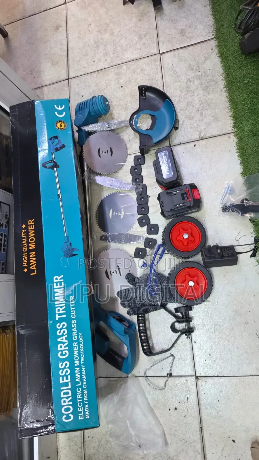 Makita Cordless Brushcutter