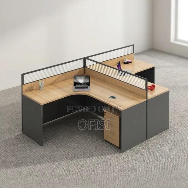 Office Workstation; Office 2-Way Curved Workstation