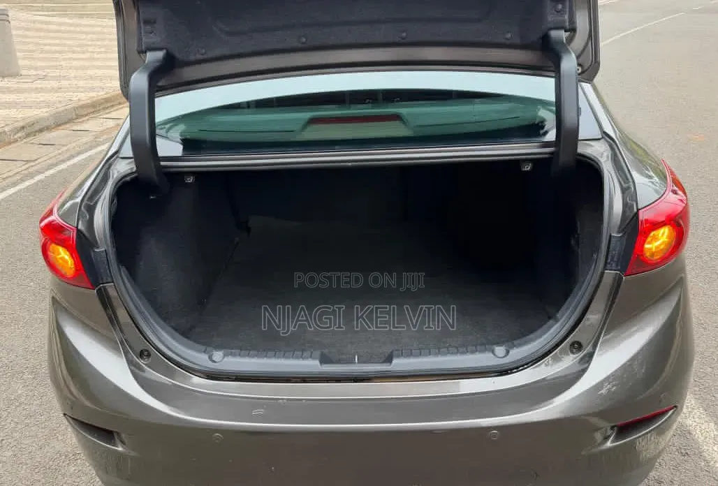 Mazda Axela 2018 Gray