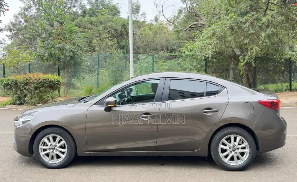 Mazda Axela 2018 Gray