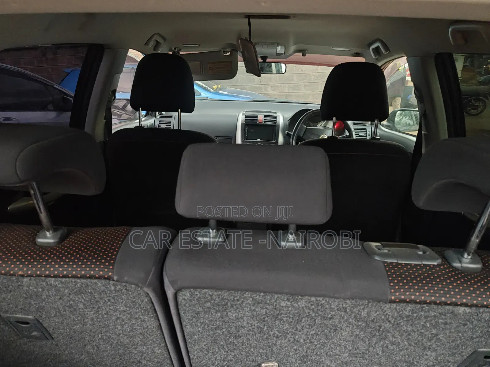 Toyota Auris 2011 Gray