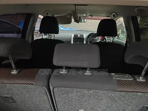 Toyota Auris 2011 Gray