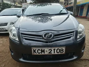 Toyota Auris 2011 Gray