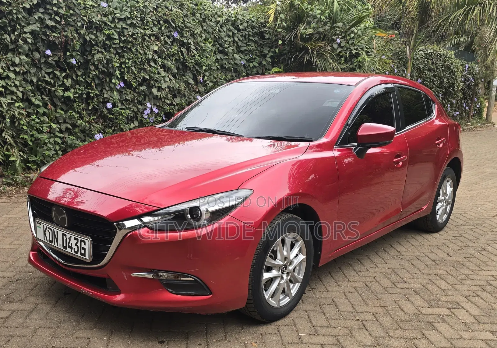 Mazda Axela 2017 Red