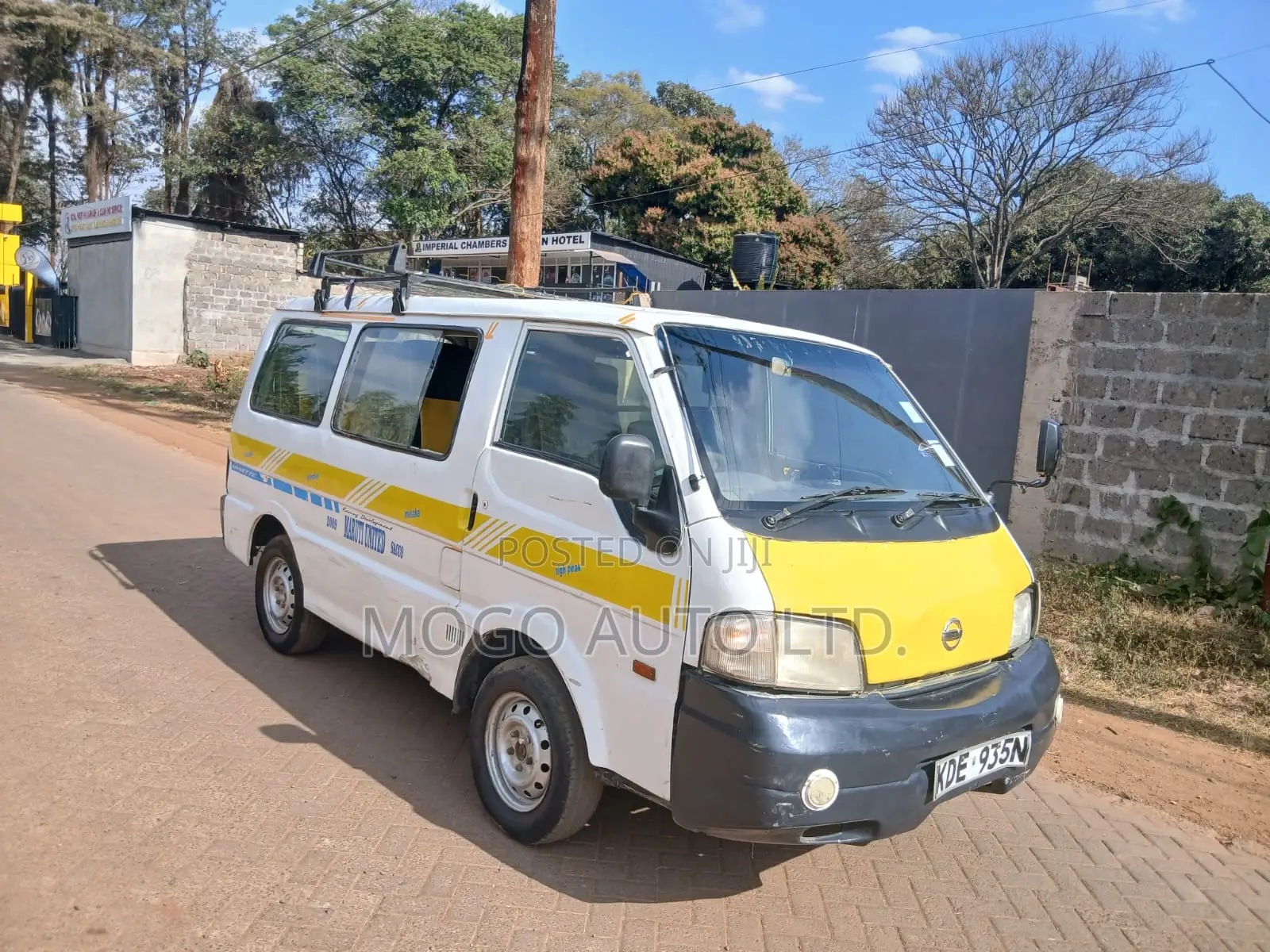 Nissan Vanette 2013 White