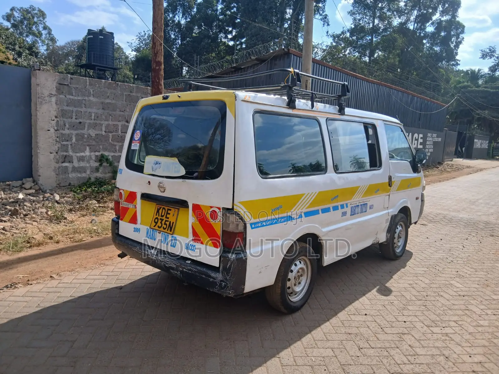 Nissan Vanette 2013 White