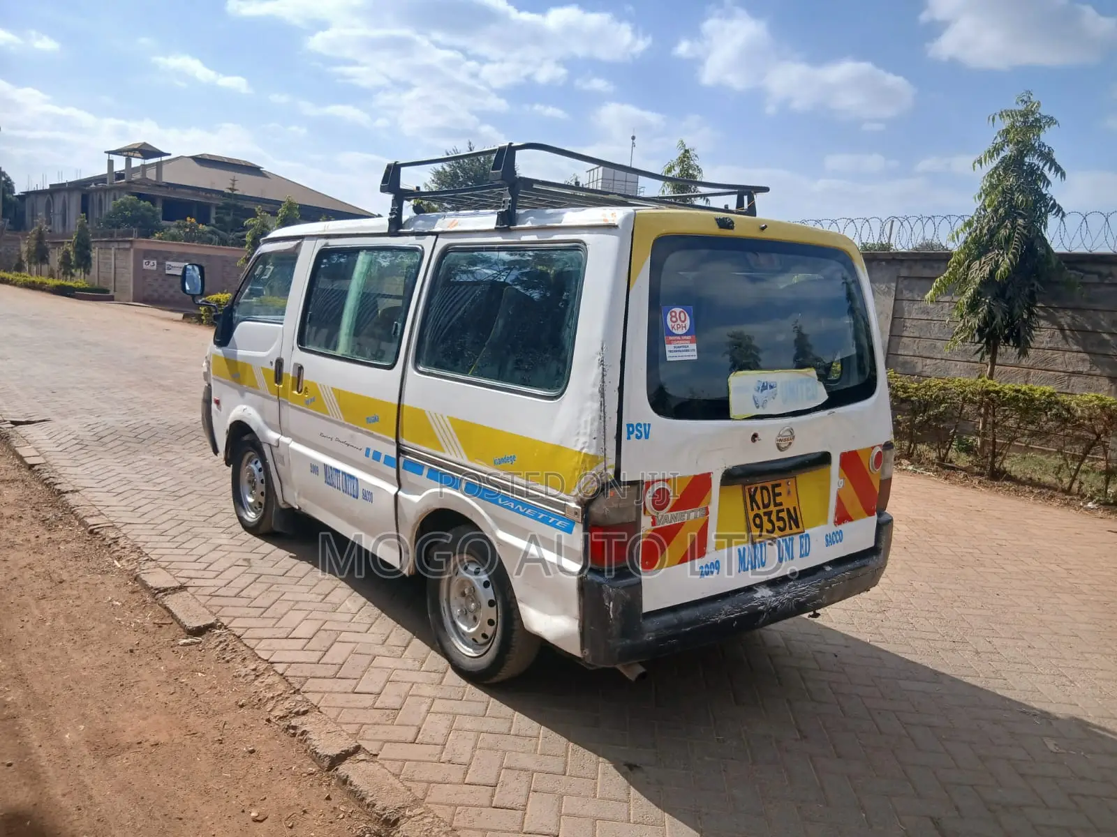 Nissan Vanette 2013 White