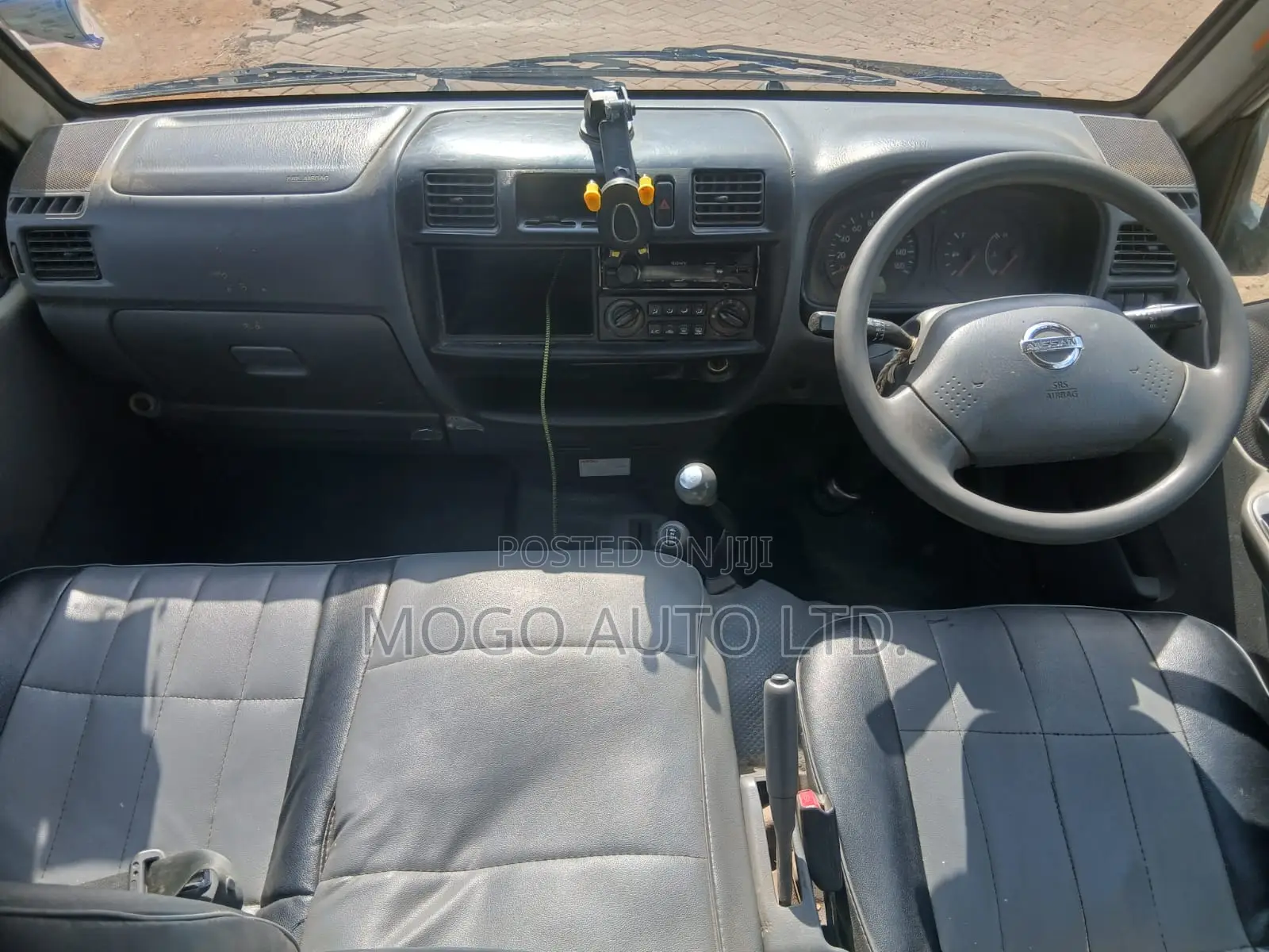 Nissan Vanette 2013 White