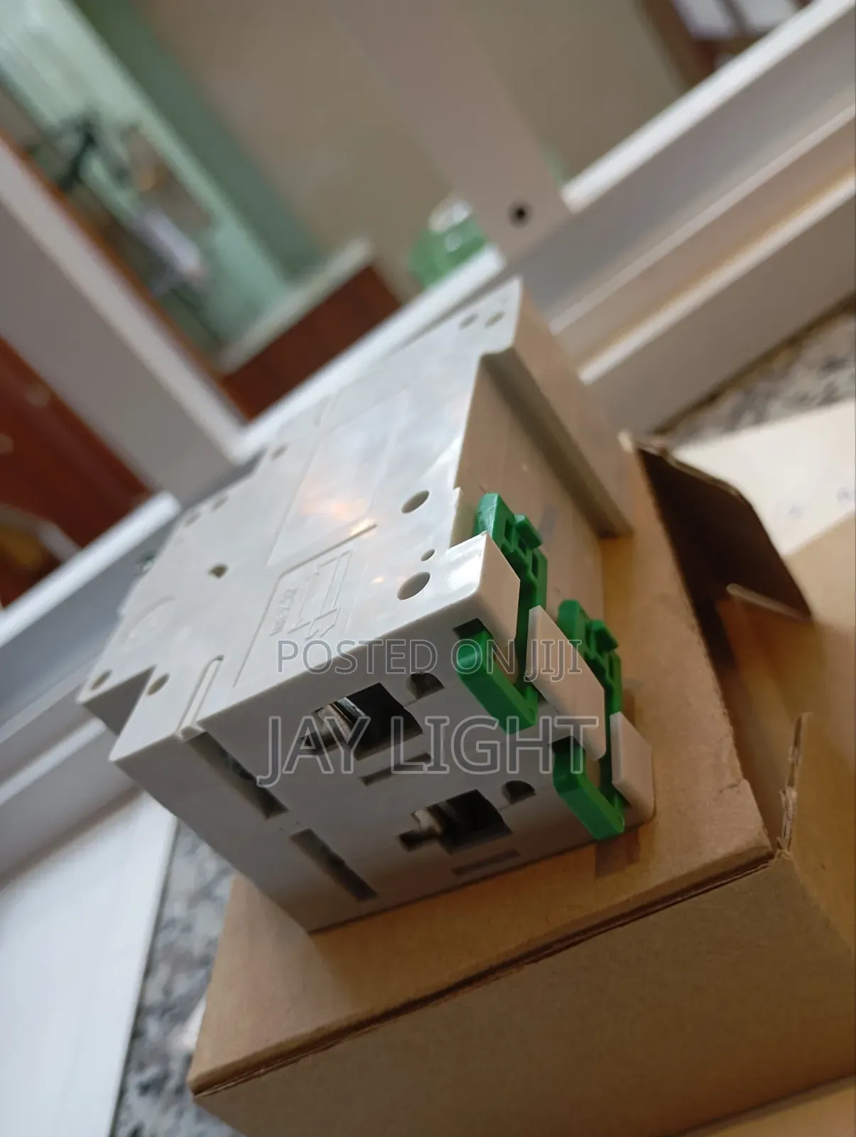 DC 2P MCB 800V 6kA 63A Circuit Breaker With Overload Short Circuit
