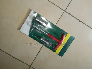 Portable Spark Plug Opener