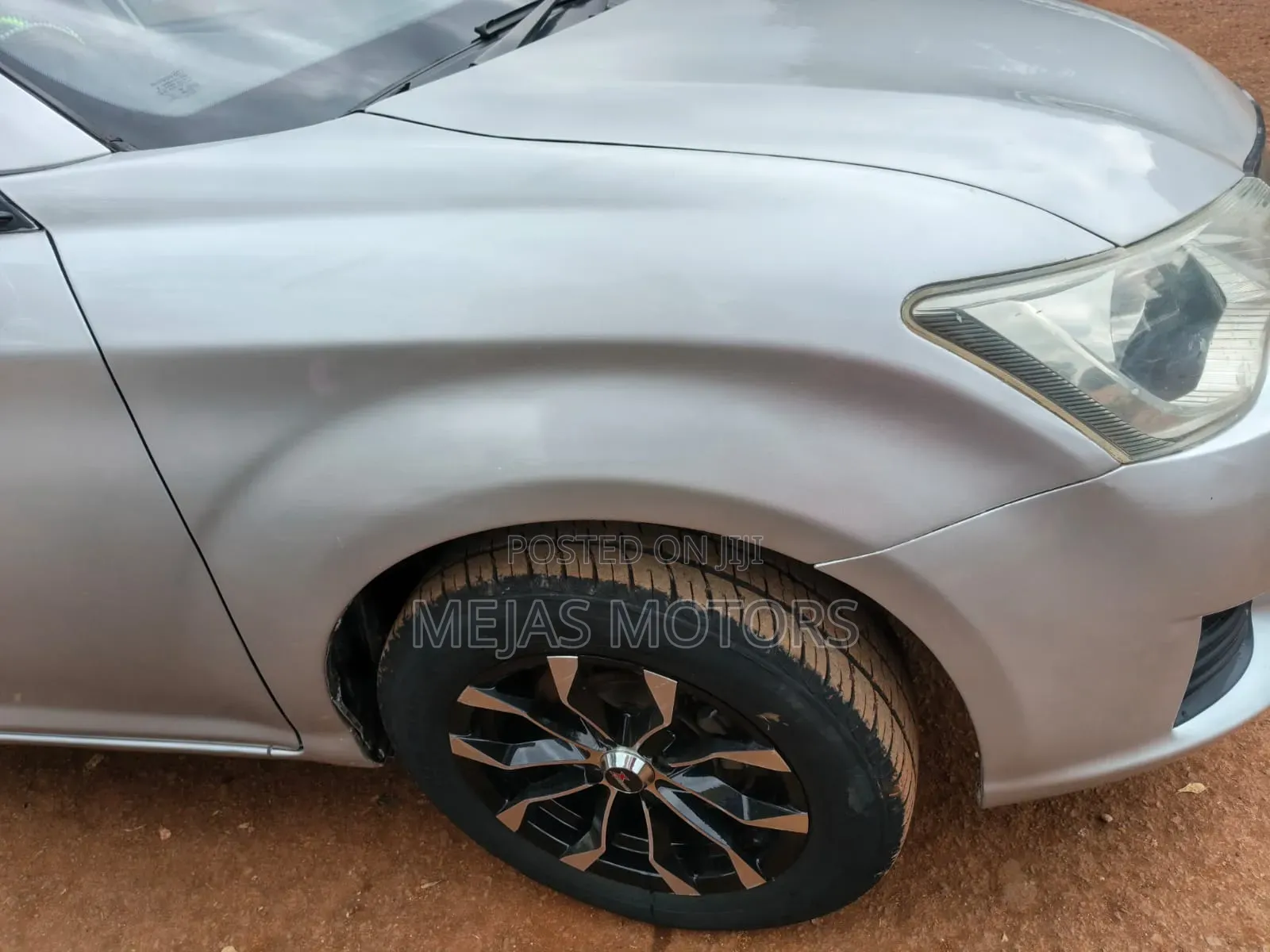 Toyota Corolla Fielder 2011 Silver