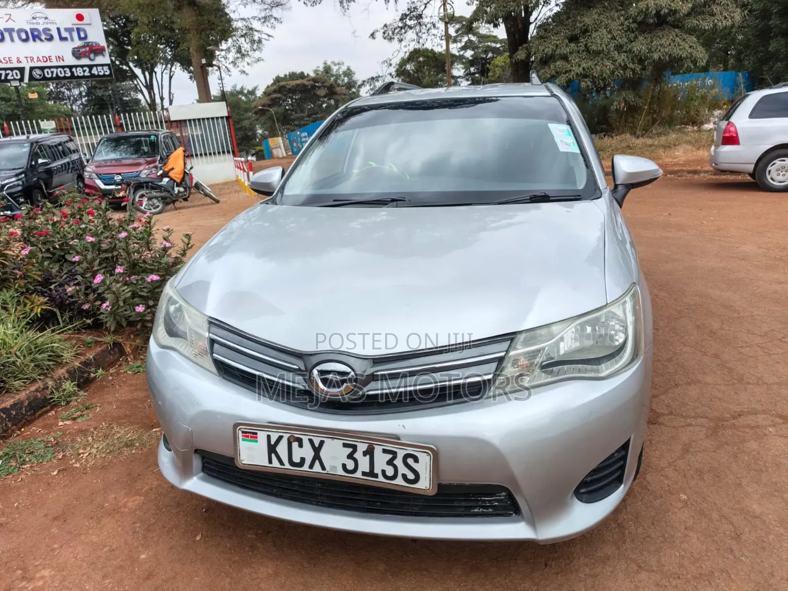 Toyota Corolla Fielder 2011 Silver