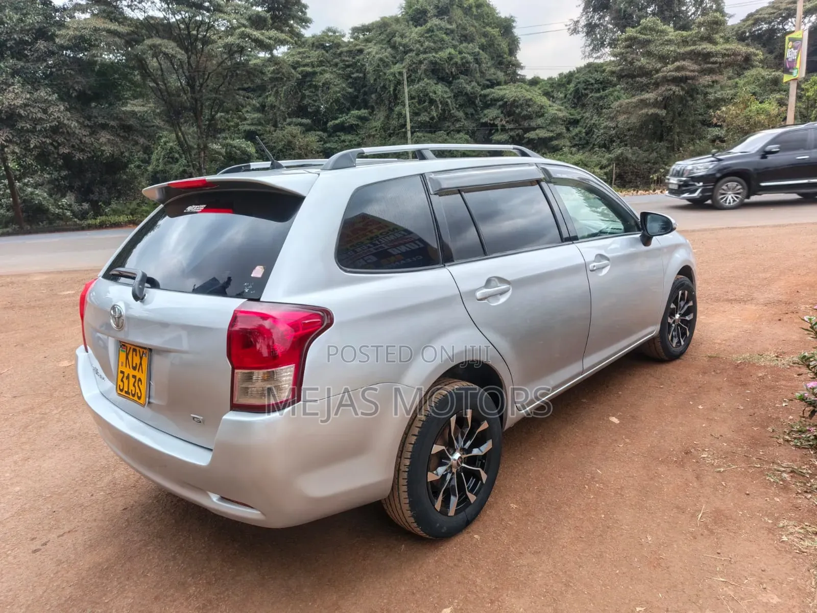 Toyota Corolla Fielder 2011 Silver