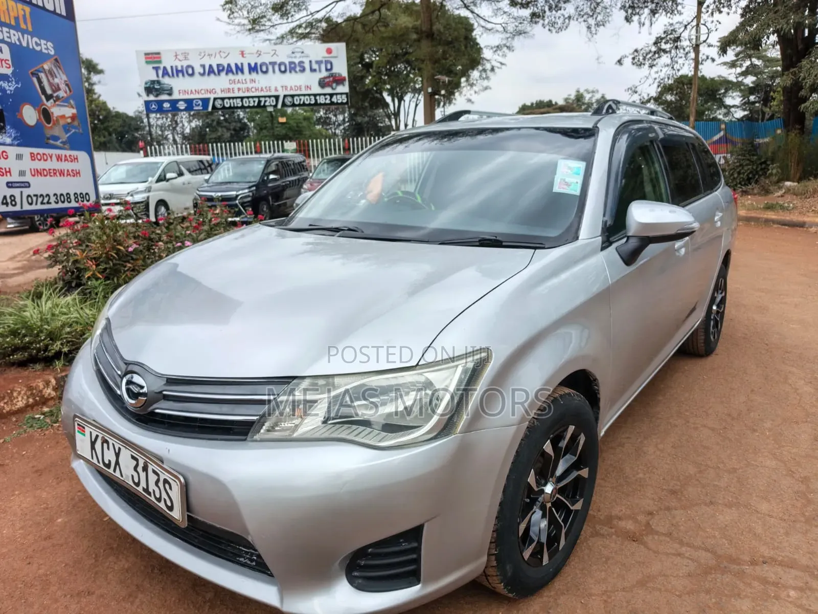 Toyota Corolla Fielder 2011 Silver