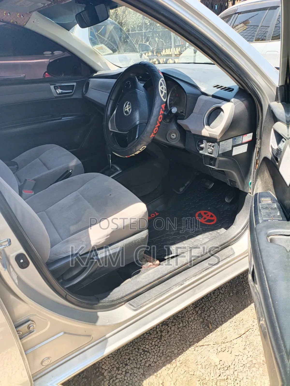 Toyota Axio 2012 Silver