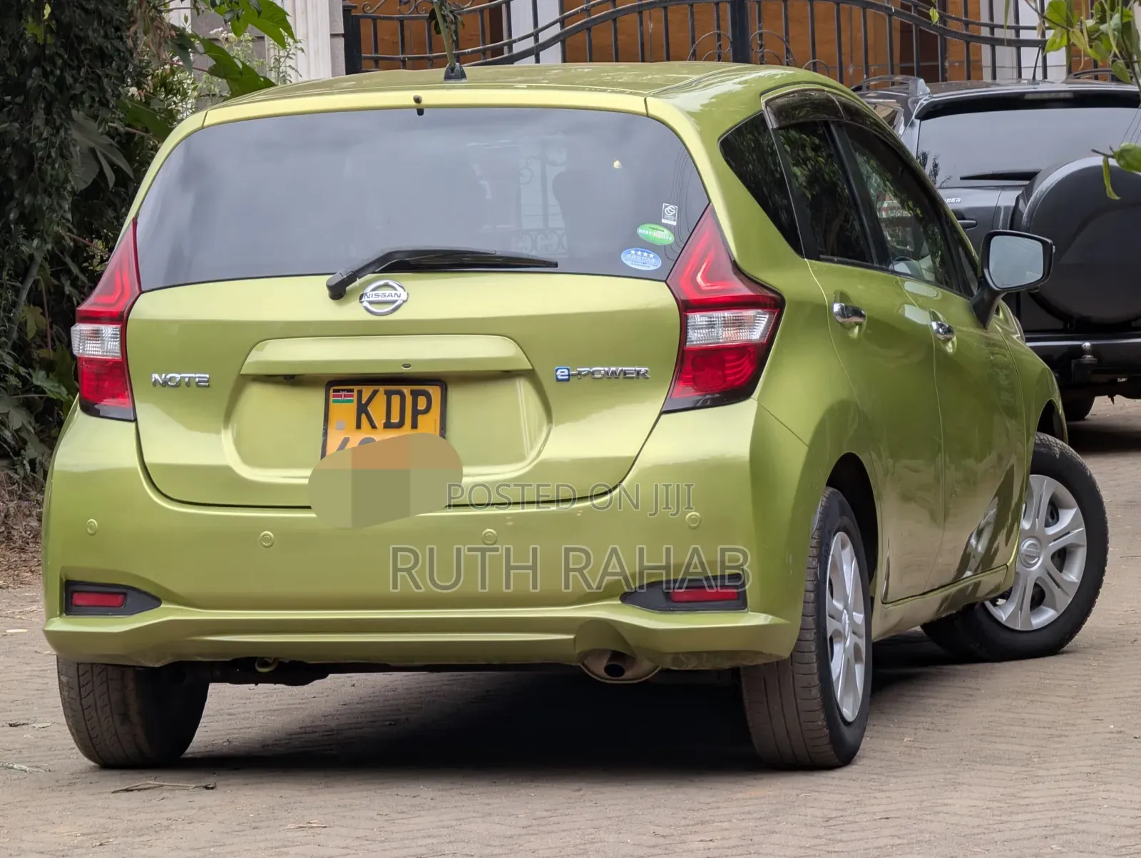 Nissan Note 2017 Green