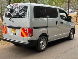 Nissan NV200 2017 Silver