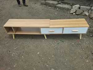 Modern Extendable TV Stand
