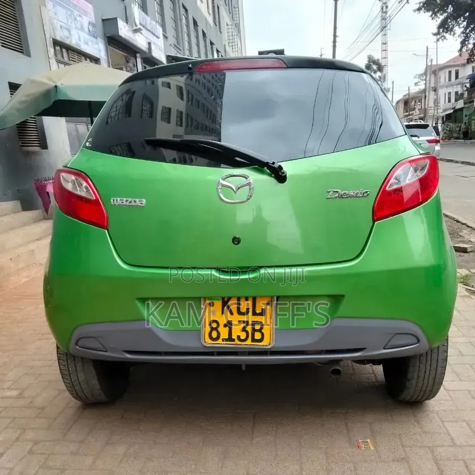 Mazda Demio 2010 Green
