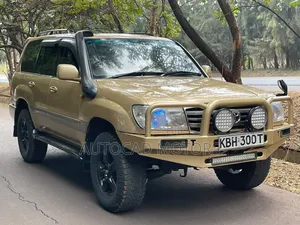 Toyota Land Cruiser 2003 Gold