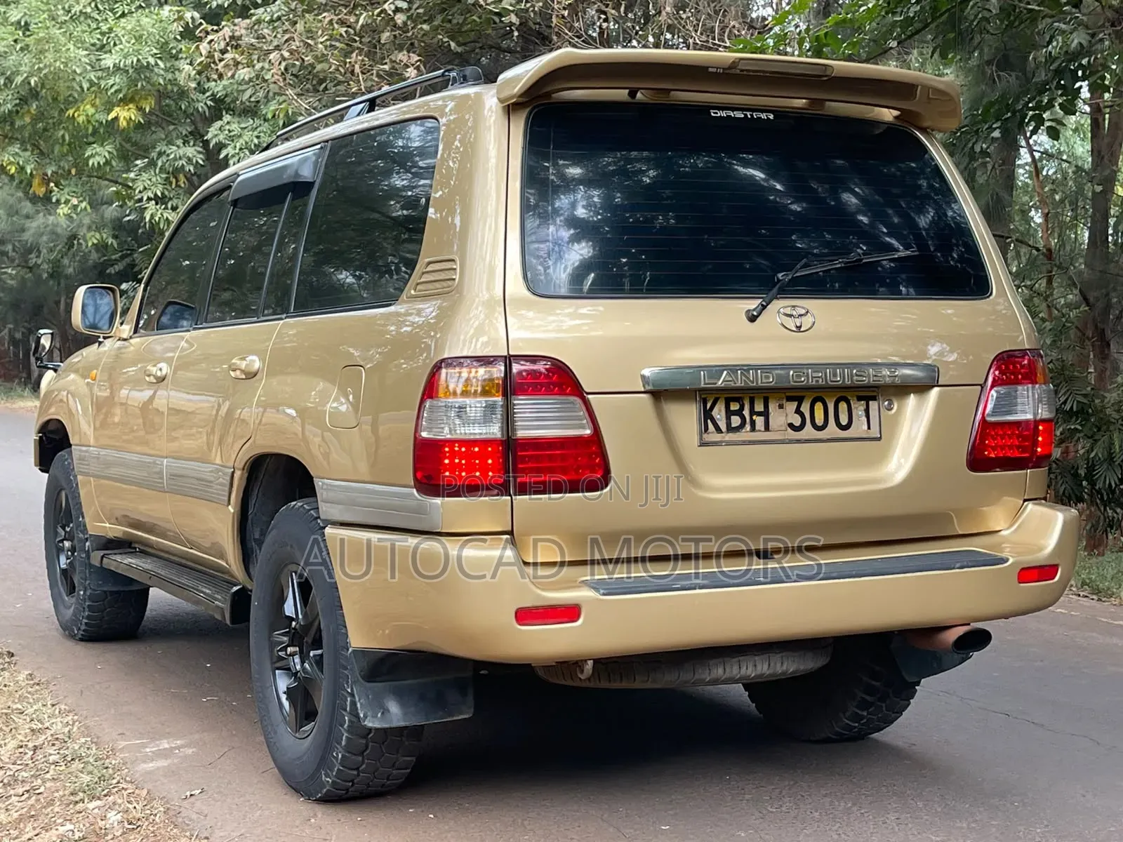 Toyota Land Cruiser 2003 Gold