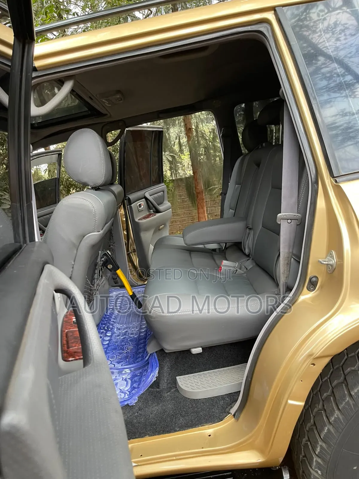 Toyota Land Cruiser 2003 Gold
