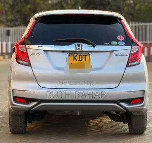 Honda Fit 2018 Silver
