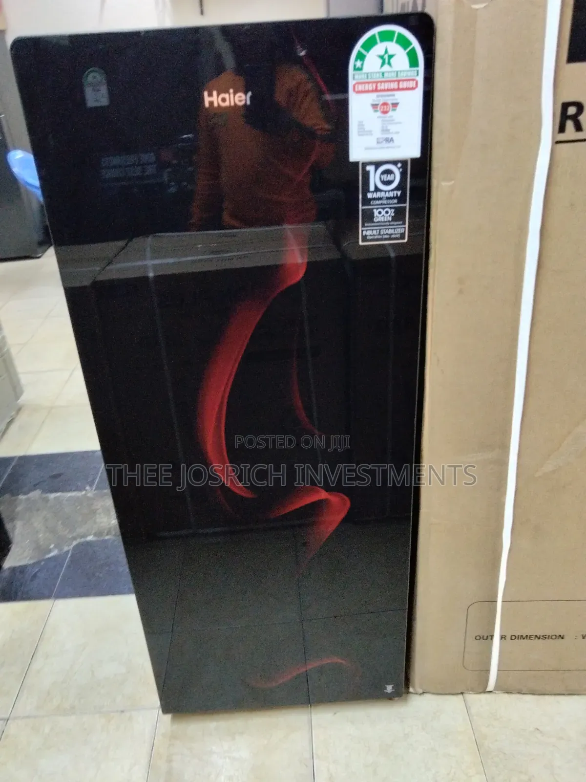 Mirrored Refrigerator Haier 220 Litres