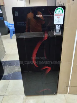 Mirrored Refrigerator Haier 220 Litres