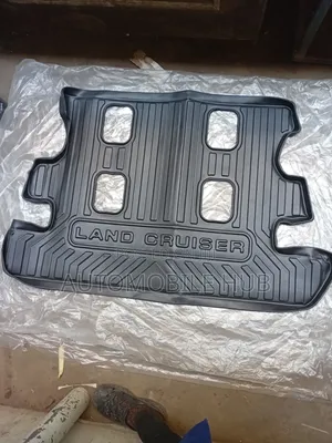 LC 200 Boot Mat | Toyota Land Cruiser 200 Cargo Mat