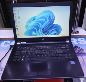 Laptop HP 14-ep0063 8GB Intel Celeron SSD 160GB