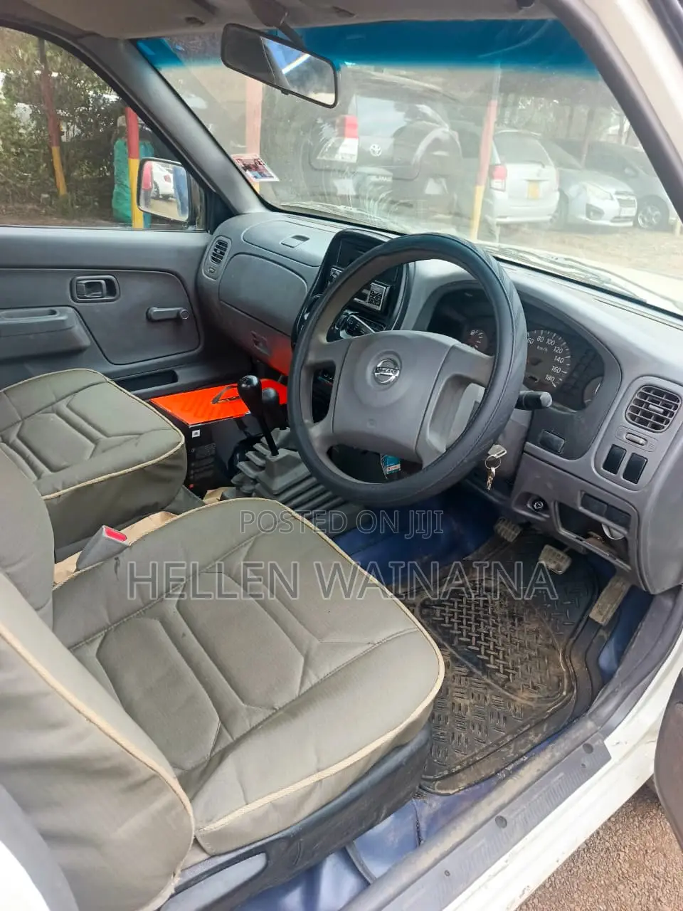 Nissan Hardbody 2015 White