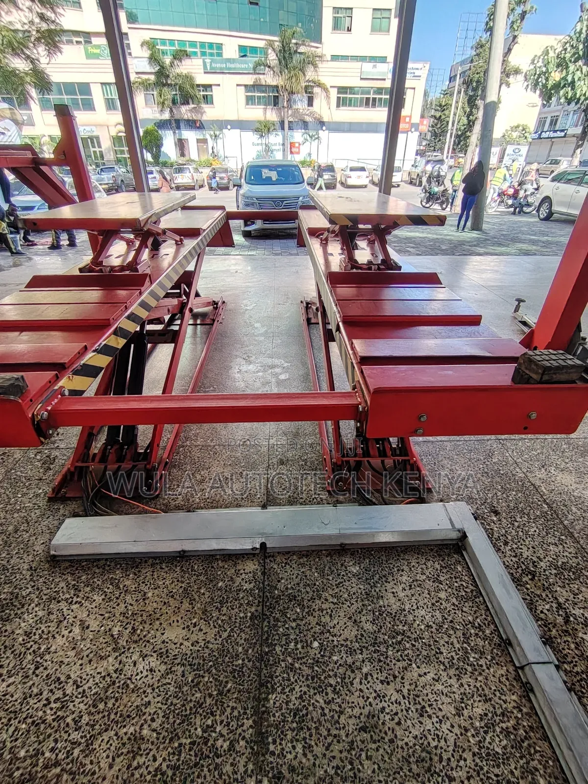 Multiple Safety Protection System Big Scissor Carlift Machine Sunshine