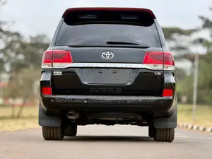 Toyota Land Cruiser 2008 Black