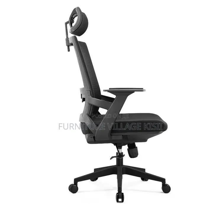 Office Chair:High- Back Executive Office Seat