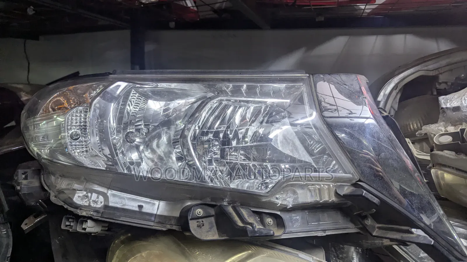 Toyota Prado 165 Non Xenon Complete Headlight