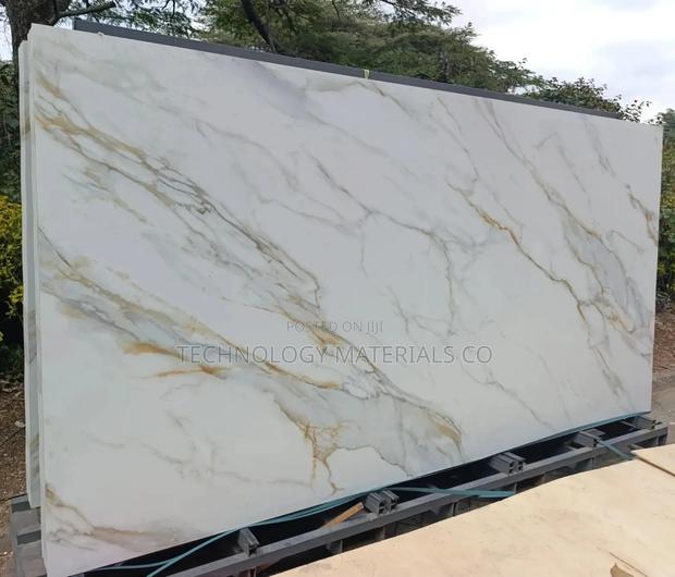 Premium Beverley Gold Sintered Stone – Elegant Marble-Inspired Finish