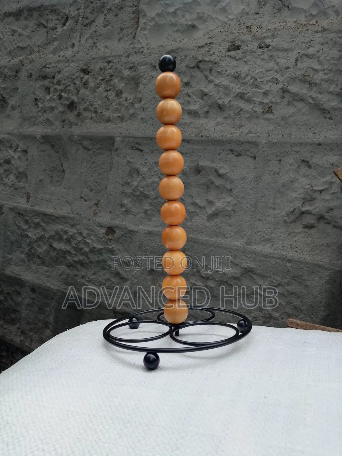 Metallic Paper Towel Holder With Bamboo Beads