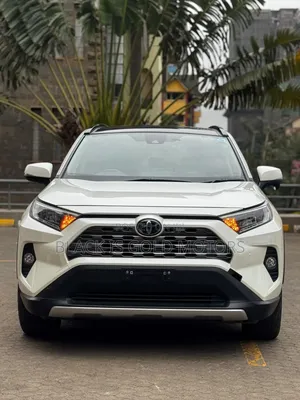 Toyota RAV4 2020 White