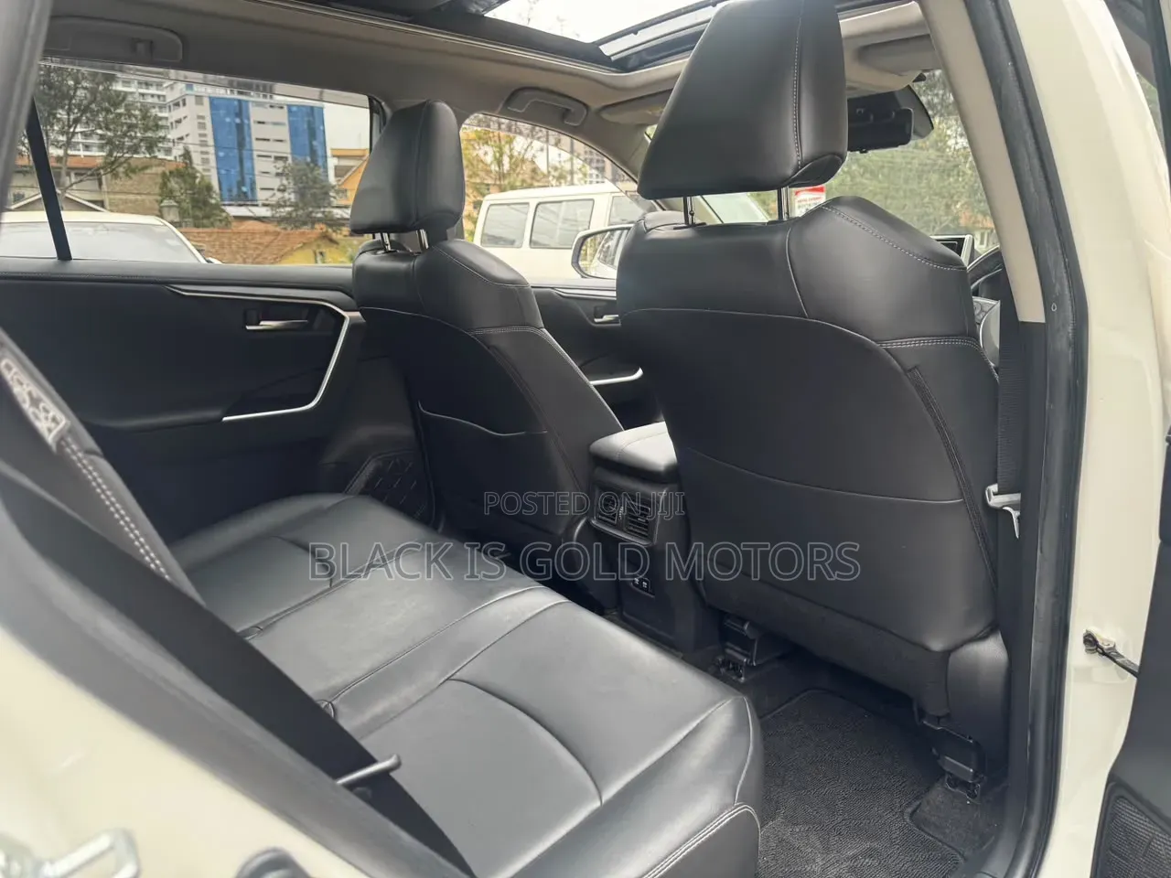 Toyota RAV4 2020 White