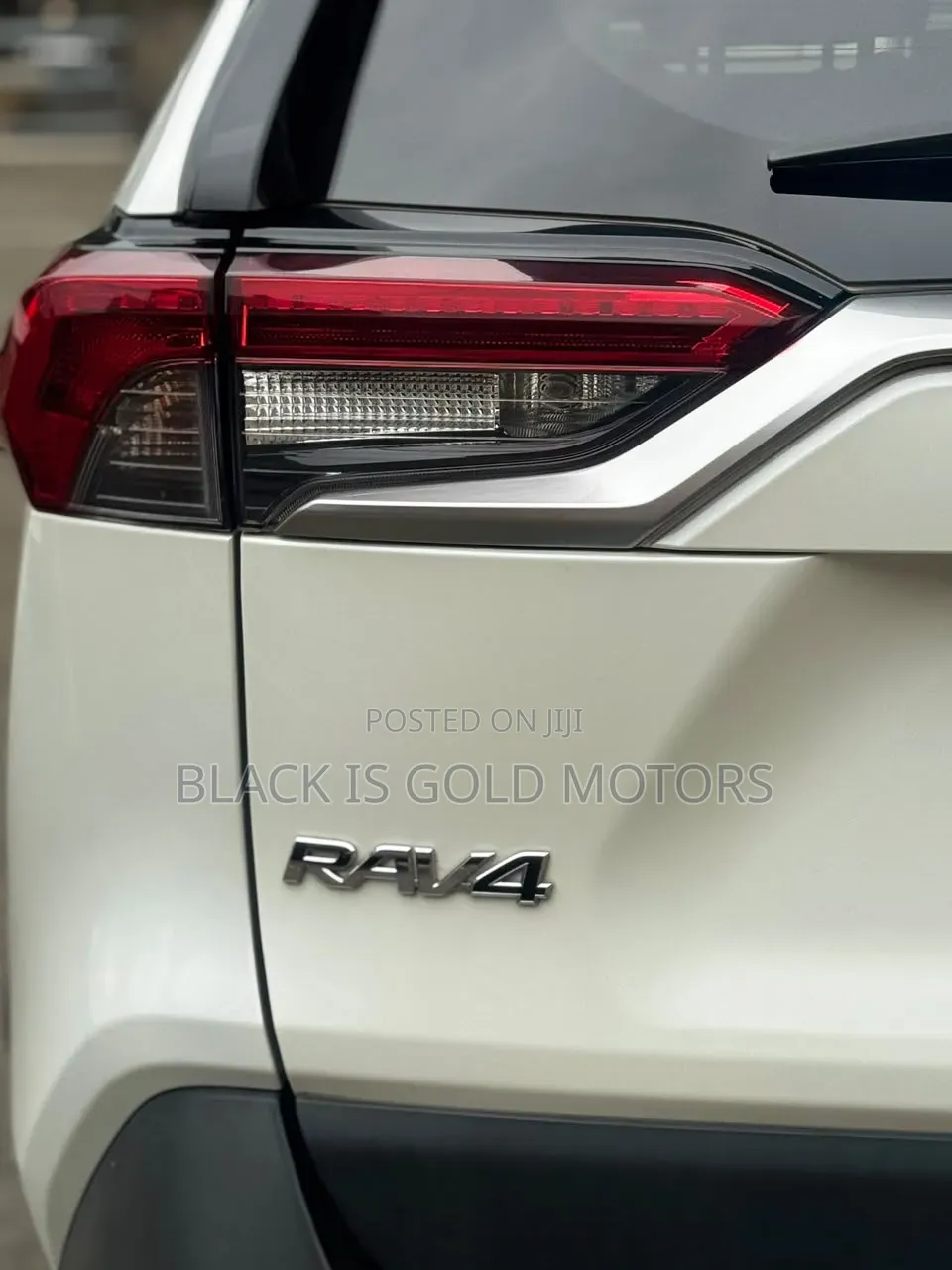 Toyota RAV4 2020 White