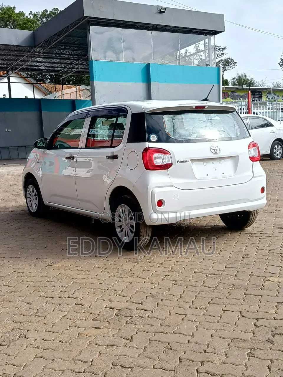 Toyota Passo 2018 White