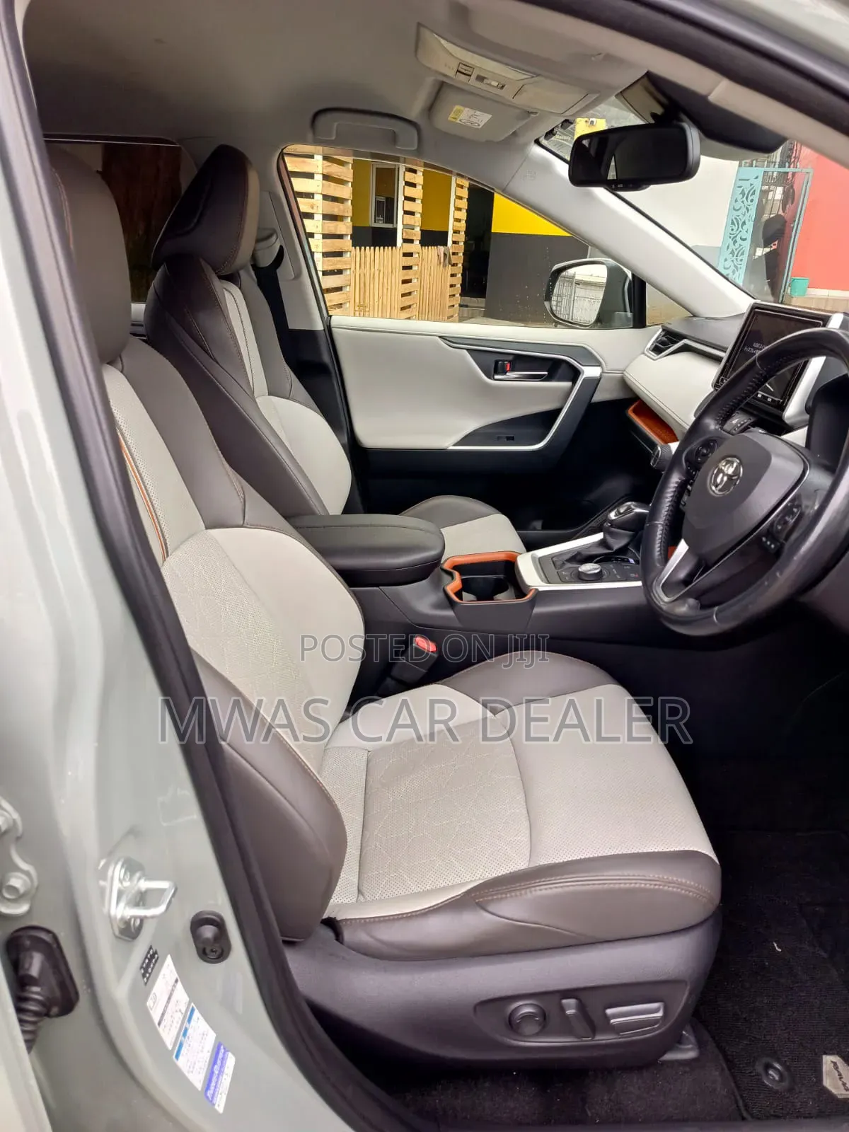 Toyota RAV4 2019 Green