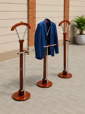 Gentlemen's Dressing Rack