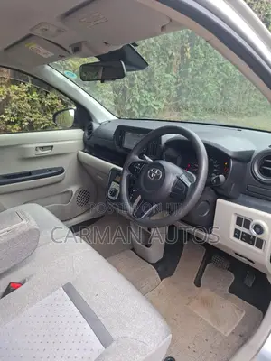 Toyota Passo 1.0 FWD 2019 Silver